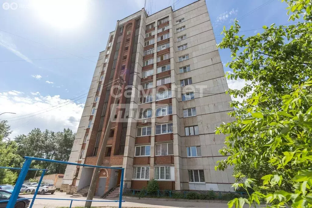 3-комнатная квартира: Уфа, проспект Октября, 12/2 (79.9 м) - Фото 1