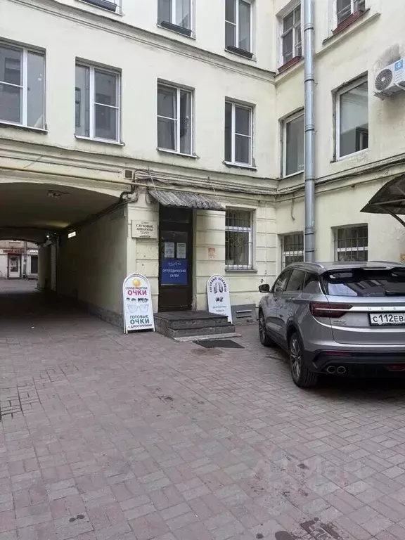 Торговая площадь в Санкт-Петербург наб. Канала Грибоедова, 12 (28 м) - Фото 2