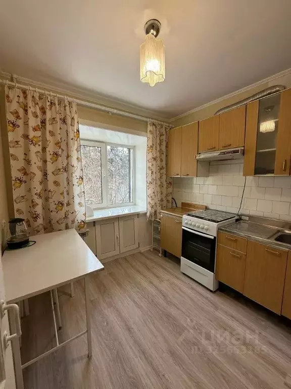 2-к кв. Хабаровский край, Хабаровск Амурский бул., 37 (42.0 м) - Фото 1