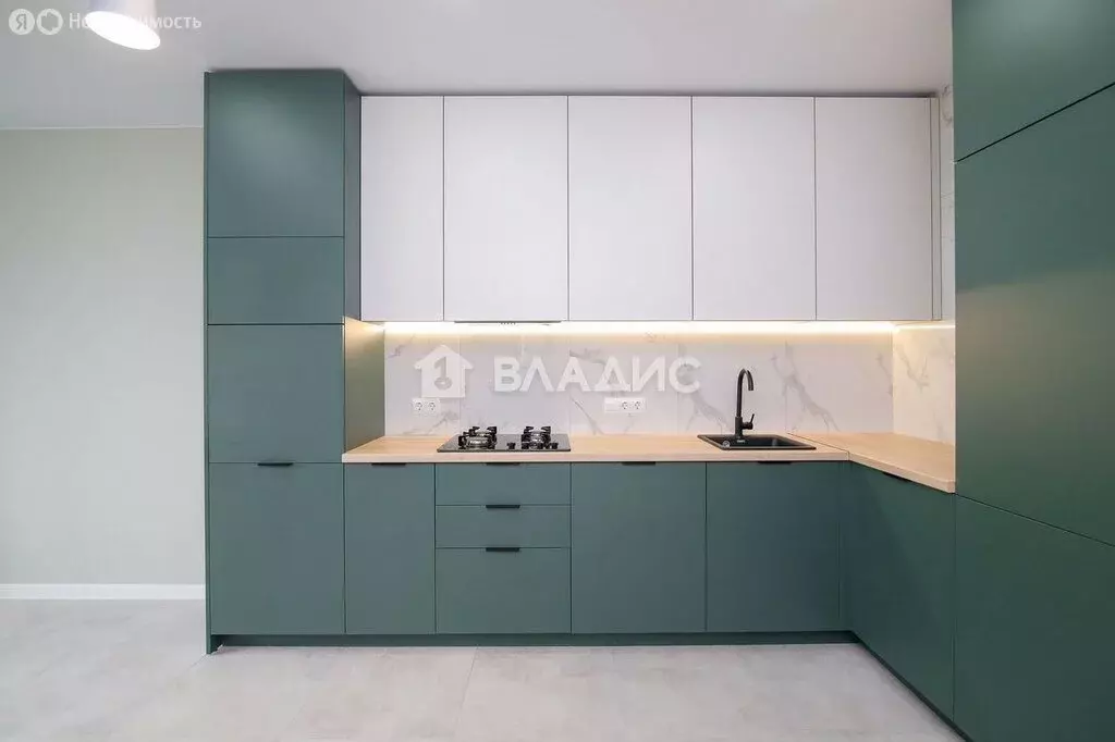 3-комнатная квартира: Калининград, улица Маршала Борзова, 107 (92.5 м) - Фото 1
