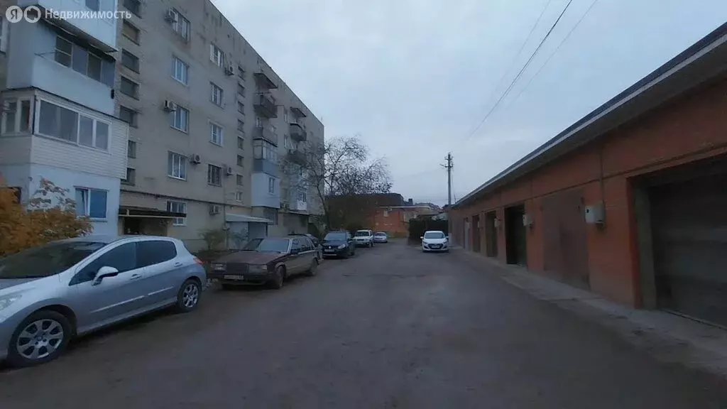 3-комнатная квартира: Абинск, улица Советов, 55 (64 м) - Фото 1