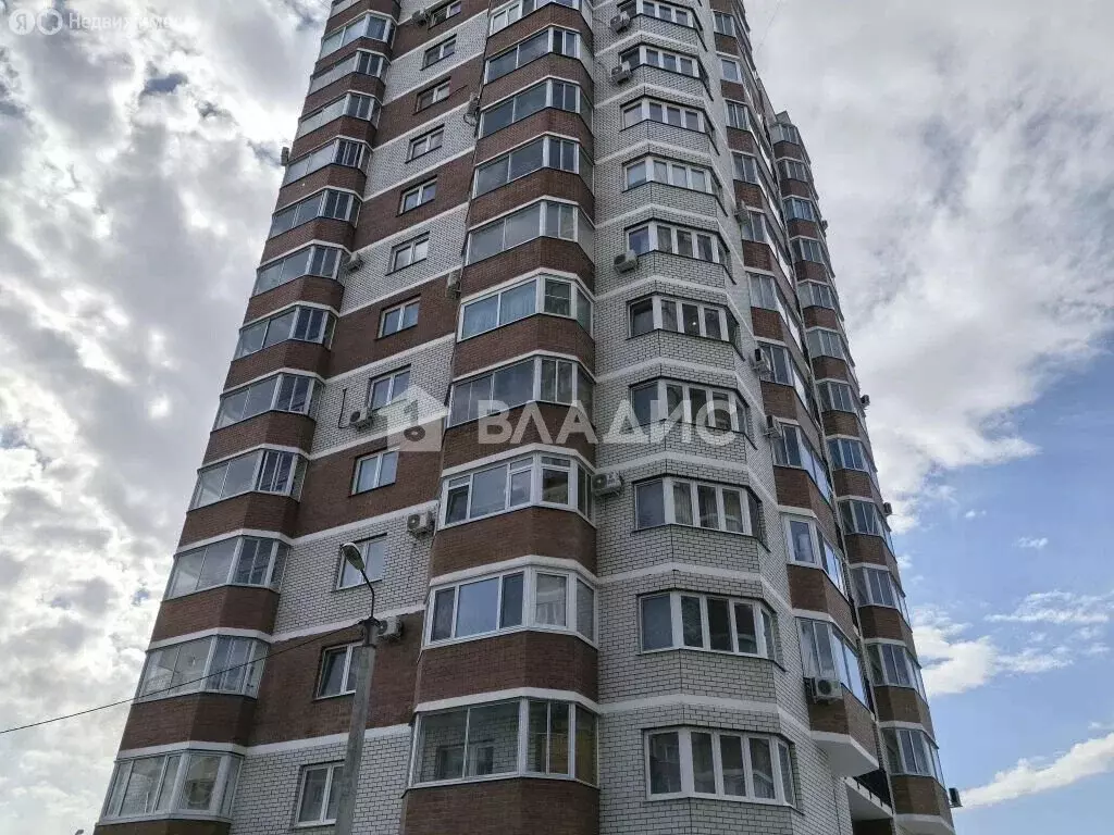 1-комнатная квартира: Благовещенск, улица Василенко, 3 (30 м) - Фото 1