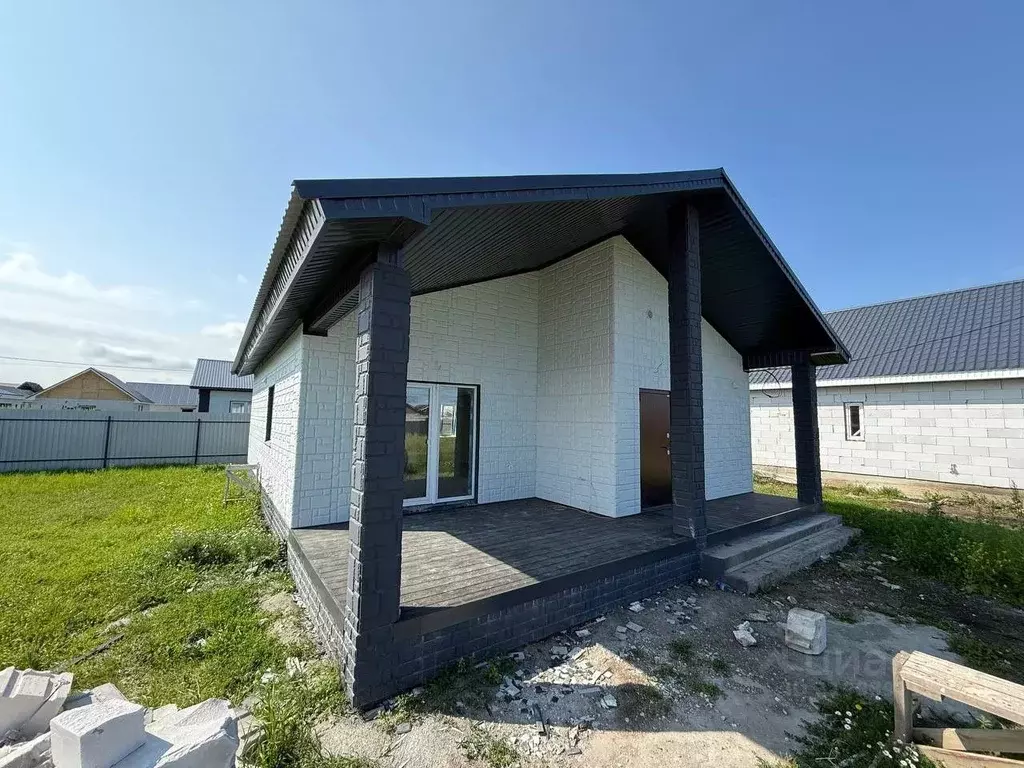 Дом в Челябинская область, Красноармейский муниципальный округ, пос. ... - Фото 1