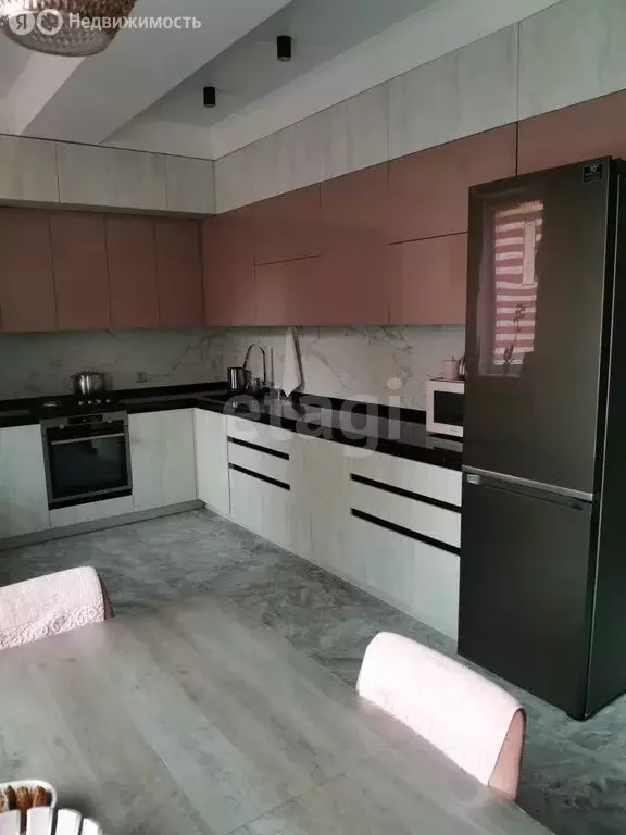 2-комнатная квартира: Железноводск, улица Ленина, 97 (72.5 м) - Фото 1