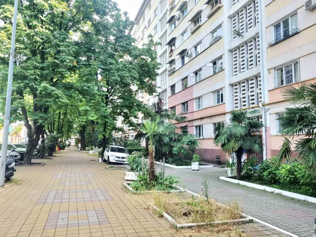 2-к кв. Краснодарский край, Сочи Центральный мкр, ул. Роз, 82 (46.4 м) - Фото 0