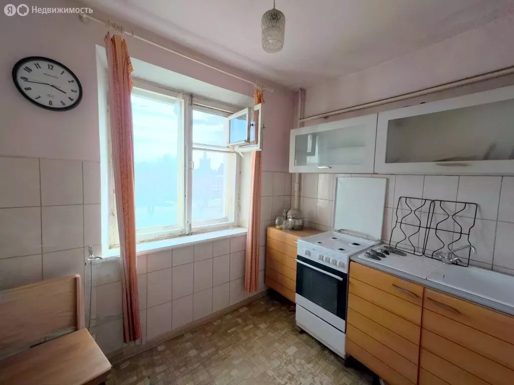 4-комнатная квартира: Волгоград, улица Пархоменко, 15 (65.9 м) - Фото 1