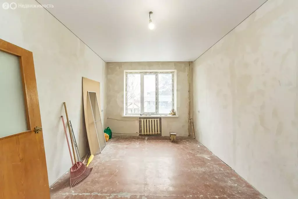 3-комнатная квартира: Ростов-на-Дону, Буйнакская улица, 4 (69 м) - Фото 2