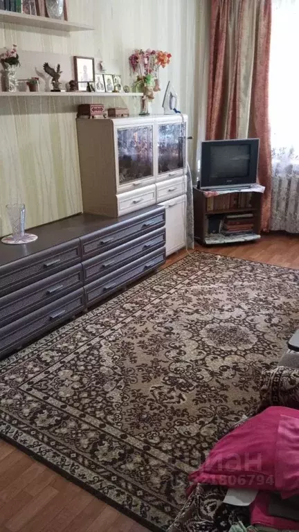 Комната Омская область, Омск Заозерный мкр, просп. Менделеева, 23 ... - Фото 0