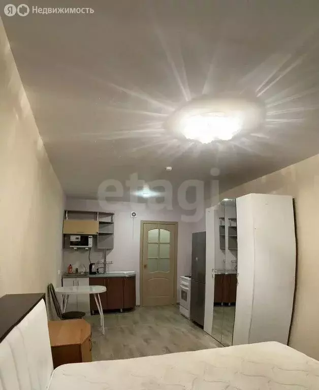 Квартира-студия: Киров, улица Энтузиастов, 23А (26 м) - Фото 0