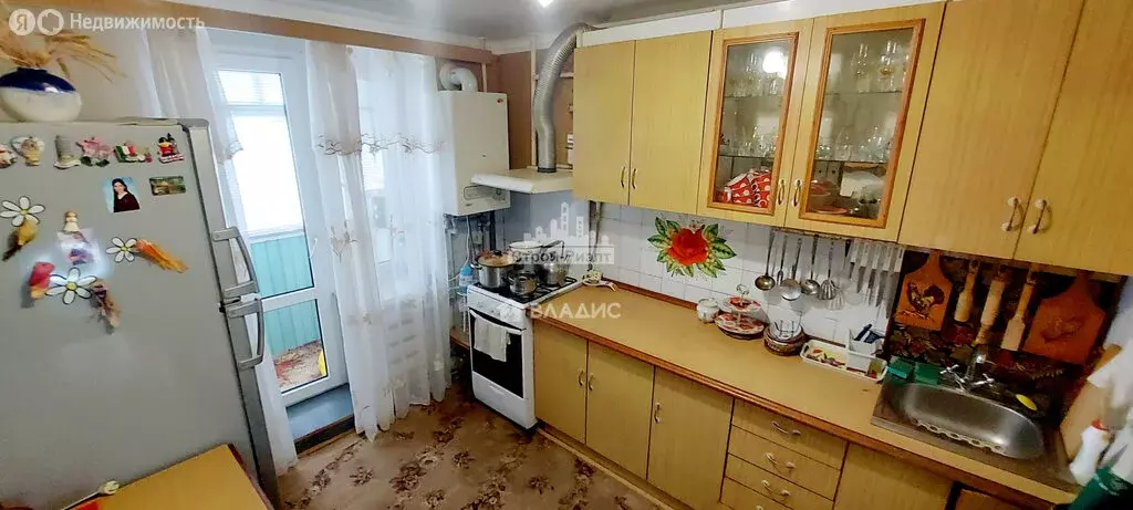 4-комнатная квартира: Керчь, Майский переулок, 4 (82 м) - Фото 0