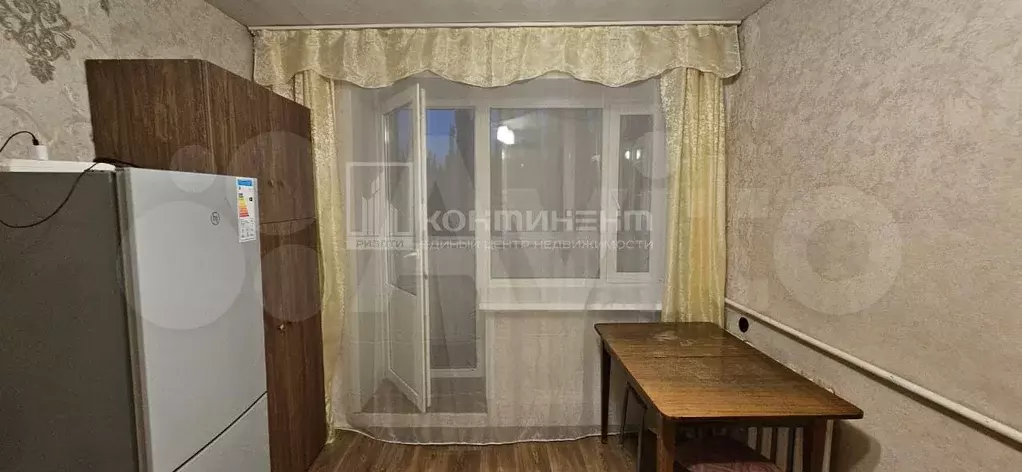 Комната 18 м в 4-к., 5/5 эт. - Фото 0