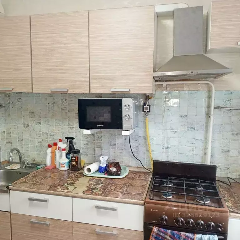 2-к кв. Чувашия, Новочебоксарск ул. 10-й Пятилетки, 22 (46.0 м) - Фото 1