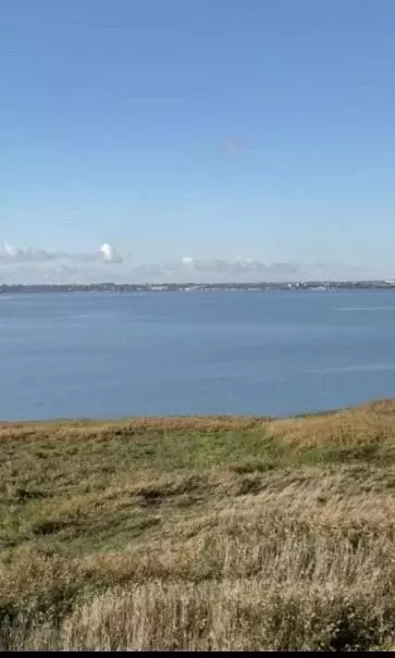 Дом в Ростовская область, Неклиновский район, Вареновское с/пос, с. ... - Фото 1