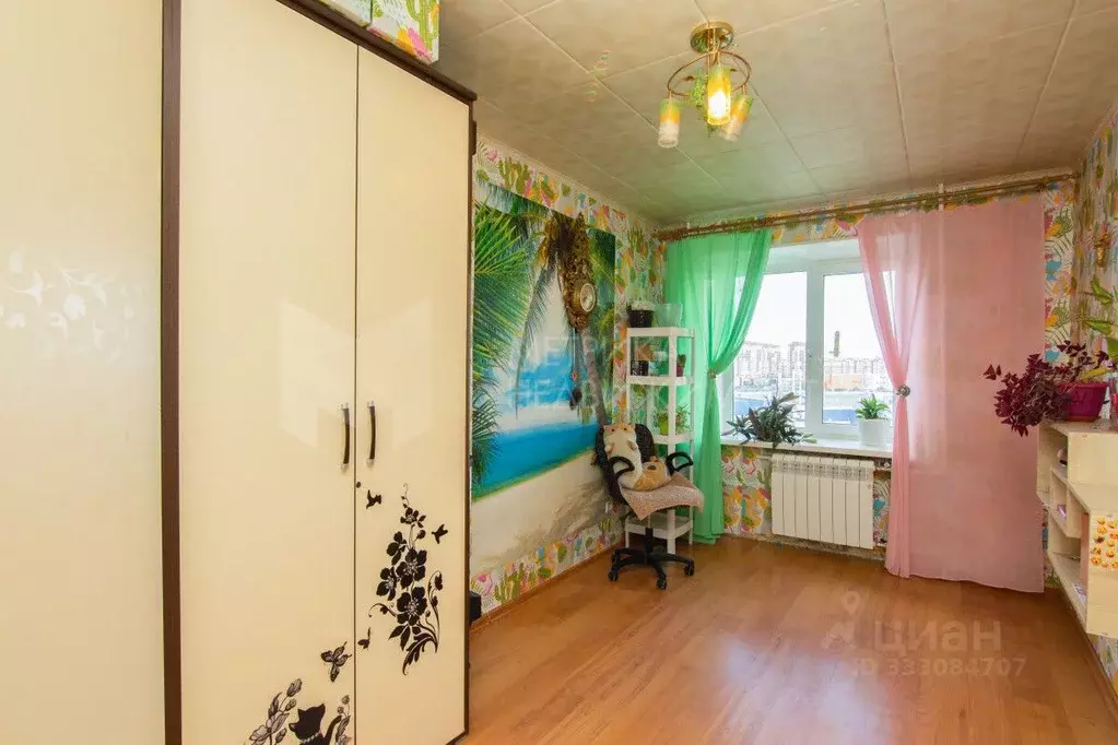 2-к кв. Тюменская область, Тюмень ул. Мельникайте, 124/1 (48.7 м) - Фото 0