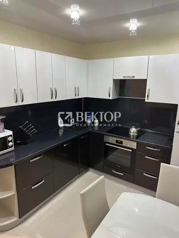 2-к кв. Ивановская область, Иваново ул. Парижской Коммуны, 41 (60.7 м) - Фото 2