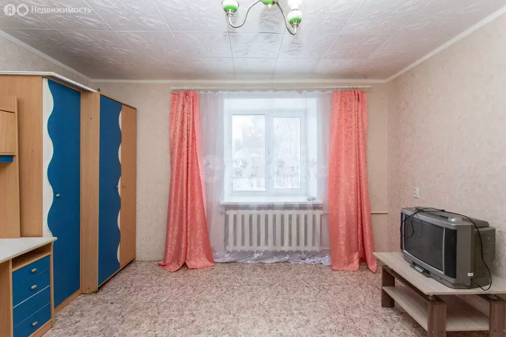 1-комнатная квартира: село Бизино, улица 50 лет Октября, 10 (36.2 м) - Фото 2