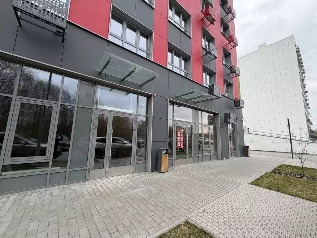 Помещение свободного назначения в Татарстан, Казань ул. Азата ... - Фото 1