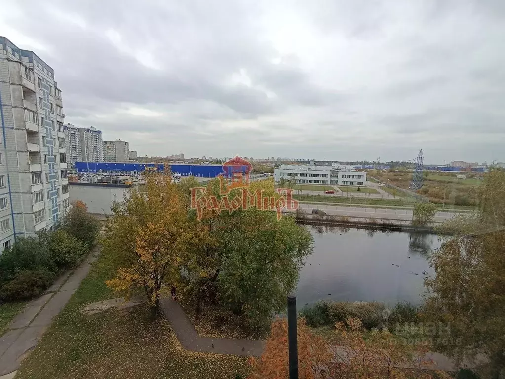 3-к кв. Московская область, Лобня ул. Чайковского, 21 (69.0 м) - Фото 0