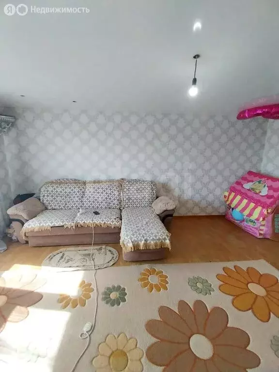 2-комнатная квартира: Прокопьевск, Космическая улица, 2А (58.1 м) - Фото 1