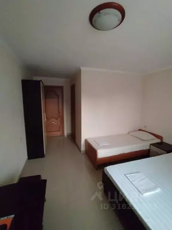 Комната Краснодарский край, Геленджик Октябрьская ул., 63 - Фото 1