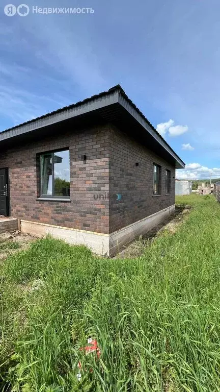 Дом в посёлок городского типа Уруссу, Солнечная улица (120 м) - Фото 0
