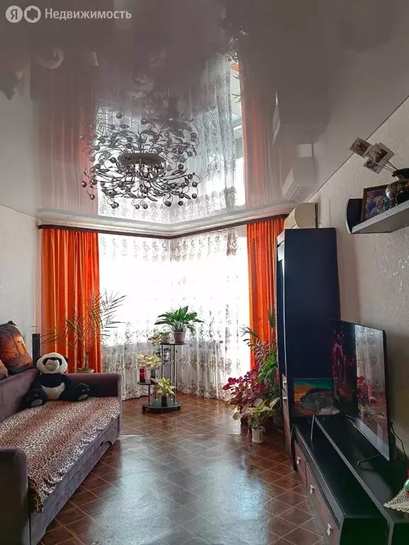 2-комнатная квартира: Хабаровск, улица Джамбула, 23 (58.6 м) - Фото 1