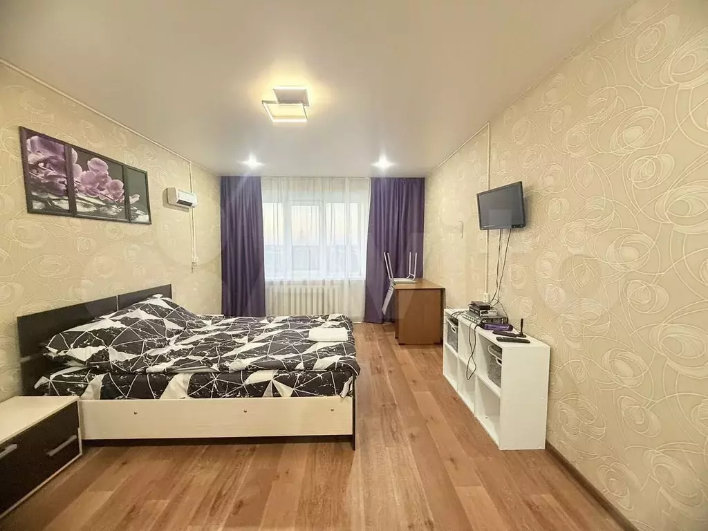 1-к. квартира, 40 м, 9/9 эт. - Фото 1