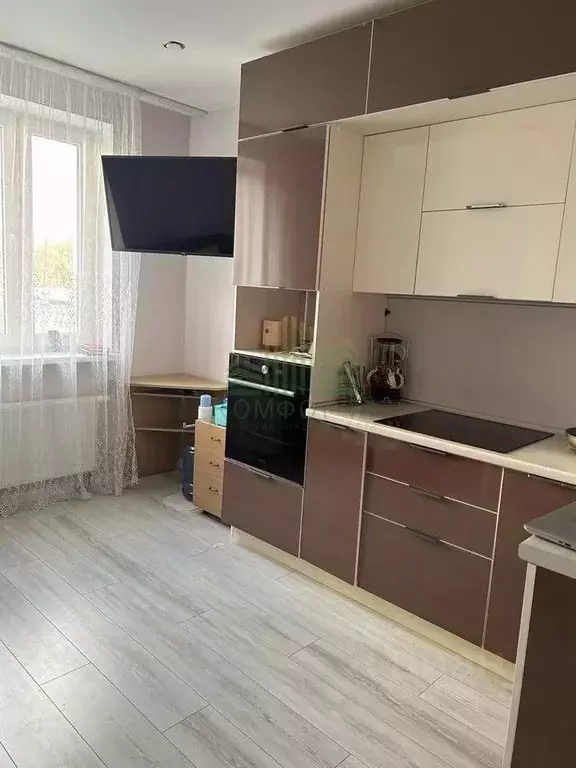 1-к кв. Татарстан, Казань ул. Рауиса Гареева, 105 (42.0 м) - Фото 0