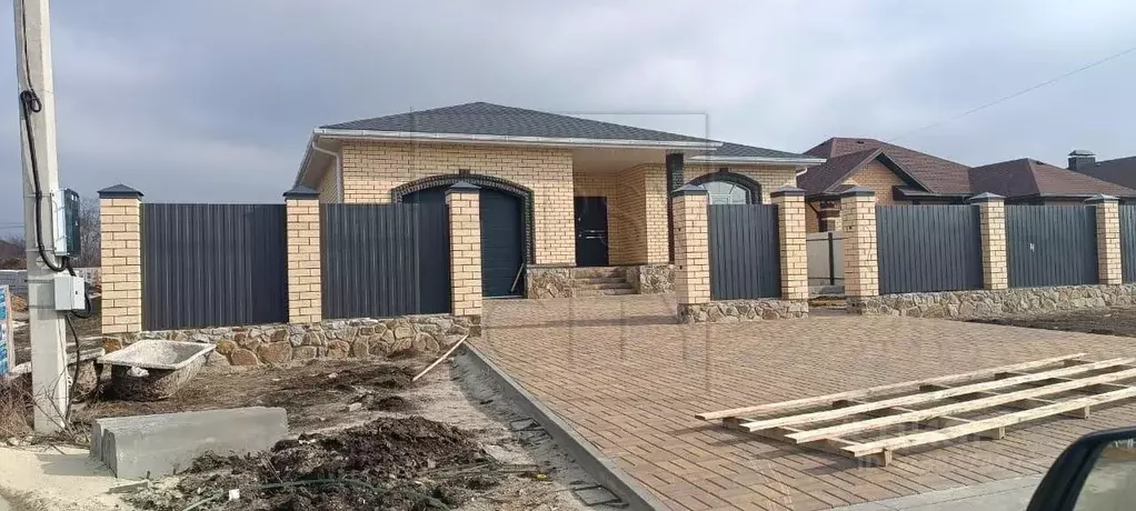 Дом в Белгородская область, Белгородский район, Разумное рп ул. ... - Фото 2