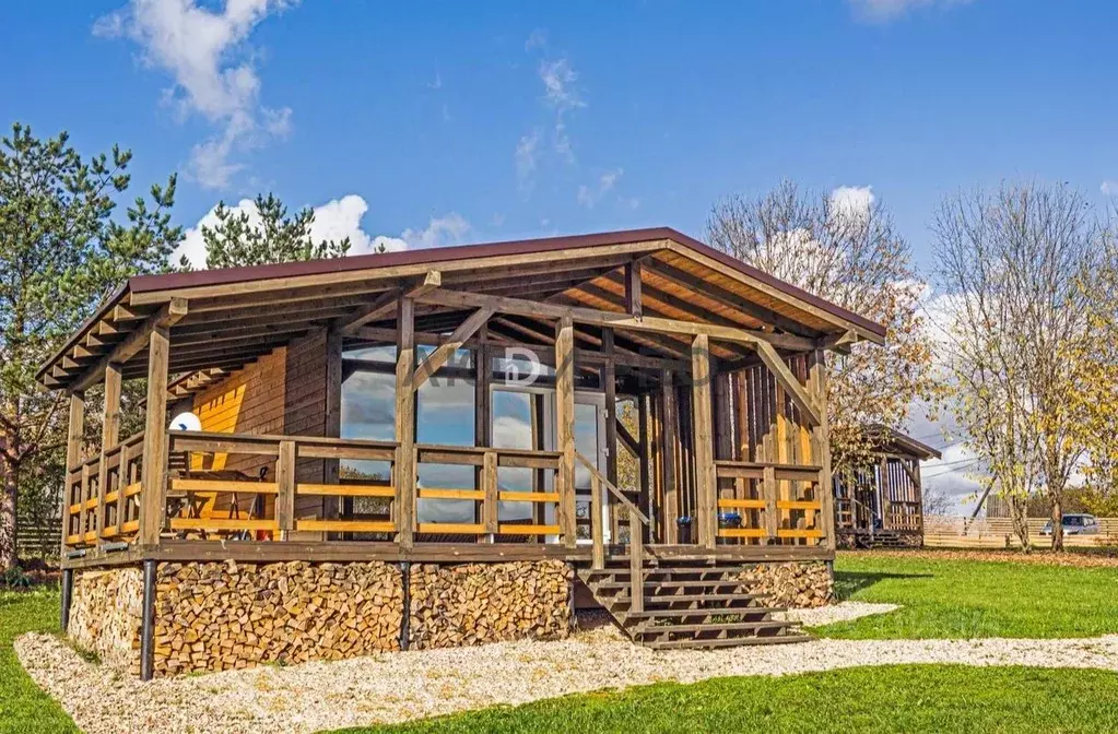 Дом в Тверская область, Зубцовский муниципальный округ, д. Батаково 19 ... - Фото 1