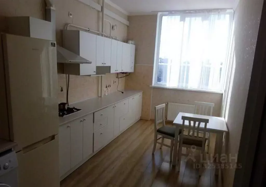 1-к кв. Крым, Симферополь ул. Тренева, 21 (50.0 м) - Фото 1