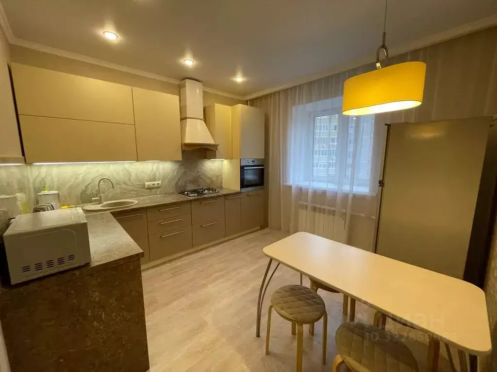 2-к кв. Татарстан, Казань ул. Ноксинский Спуск, 8Б (59.0 м) - Фото 1