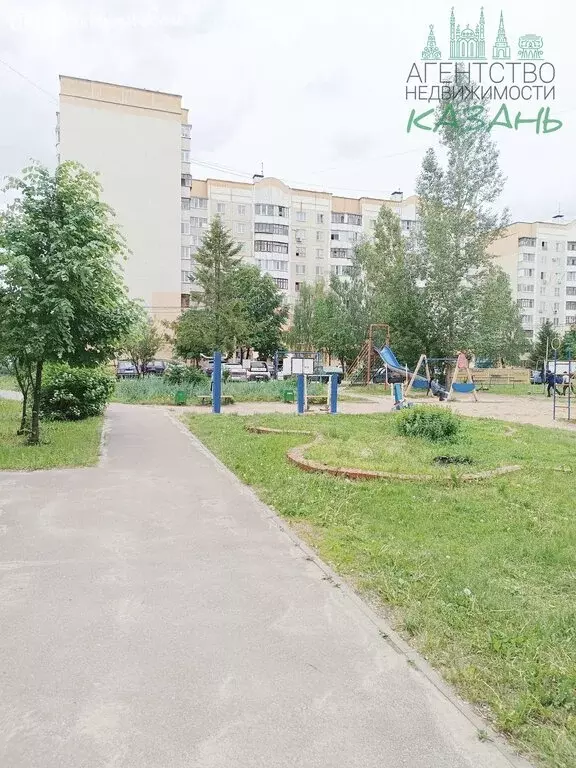 3-комнатная квартира: Казань, улица Хайдара Бигичева, 3 (66.9 м) - Фото 1