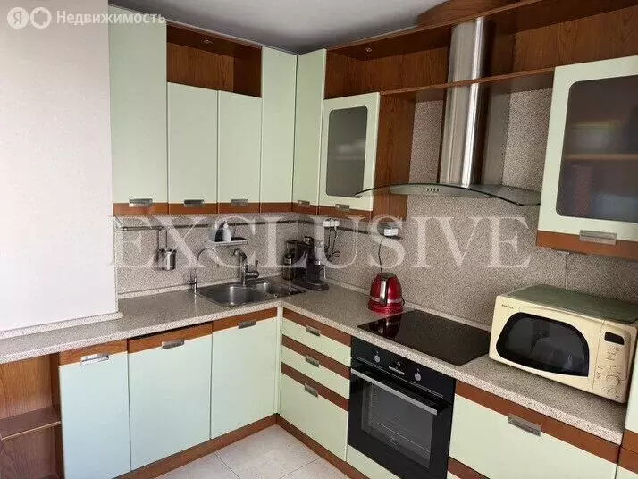 3-комнатная квартира: Москва, улица Академика Анохина, 9 (77.6 м) - Фото 1