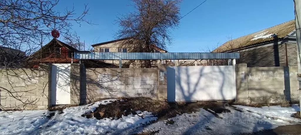 Дом в Волгоградская область, Волгоград Подтелковская ул. (218 м) - Фото 1