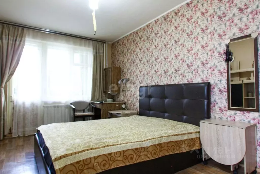 3-к кв. Сахалинская область, Южно-Сахалинск ул. имени Космонавта ... - Фото 0