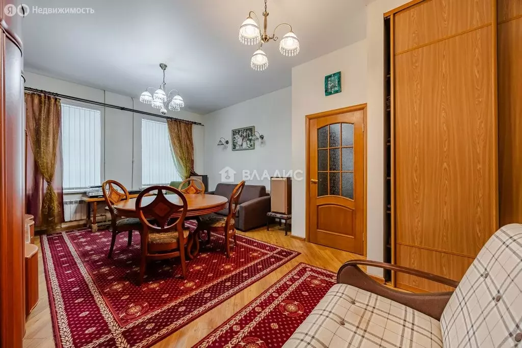 3-комнатная квартира: Санкт-Петербург, улица Достоевского, 34 (75.7 м) - Фото 1