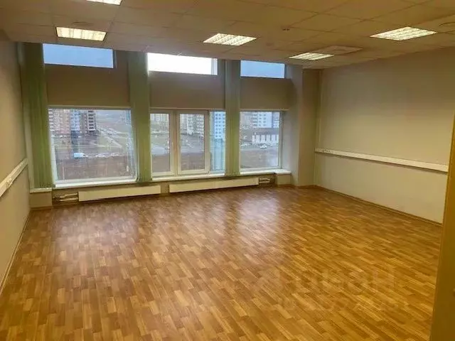 Офис в Санкт-Петербург ул. Ворошилова, 2АБ (69 м) - Фото 1