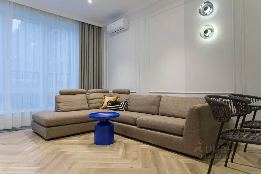 2-к кв. Санкт-Петербург Петровский просп., 22к2 (80.0 м) - Фото 1