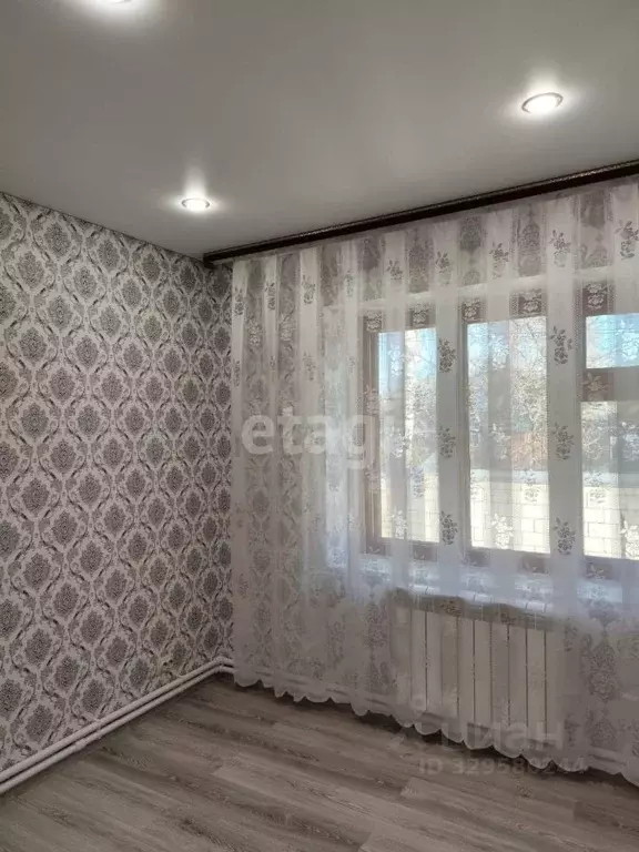 Дом в Брянская область, Унеча ул. Чапаева (231 м) - Фото 1