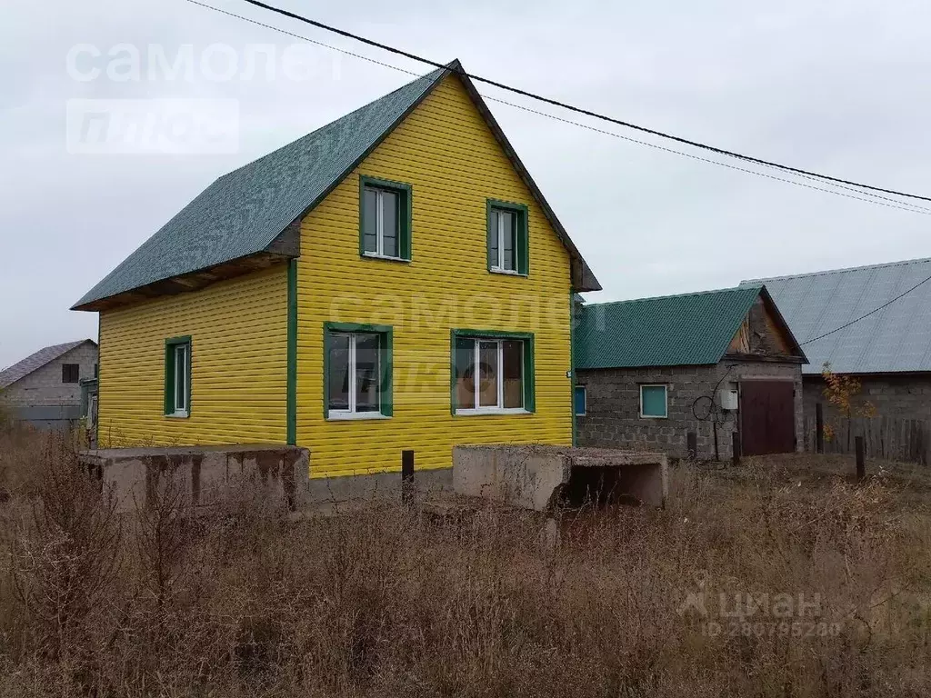 Дом в Оренбургская область, Оренбургский район, с. Подгородняя ... - Фото 0