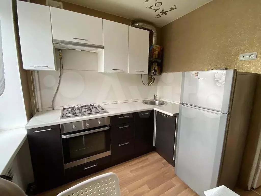2-к. квартира, 42 м, 4/9 эт. - Фото 0