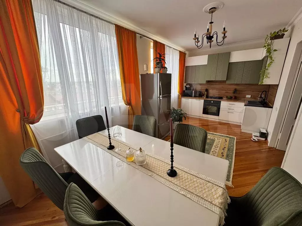 3-к. квартира, 130 м, 6/6 эт. - Фото 0