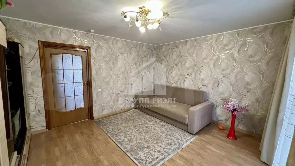 2-к. квартира, 56 м, 4/10 эт. - Фото 1