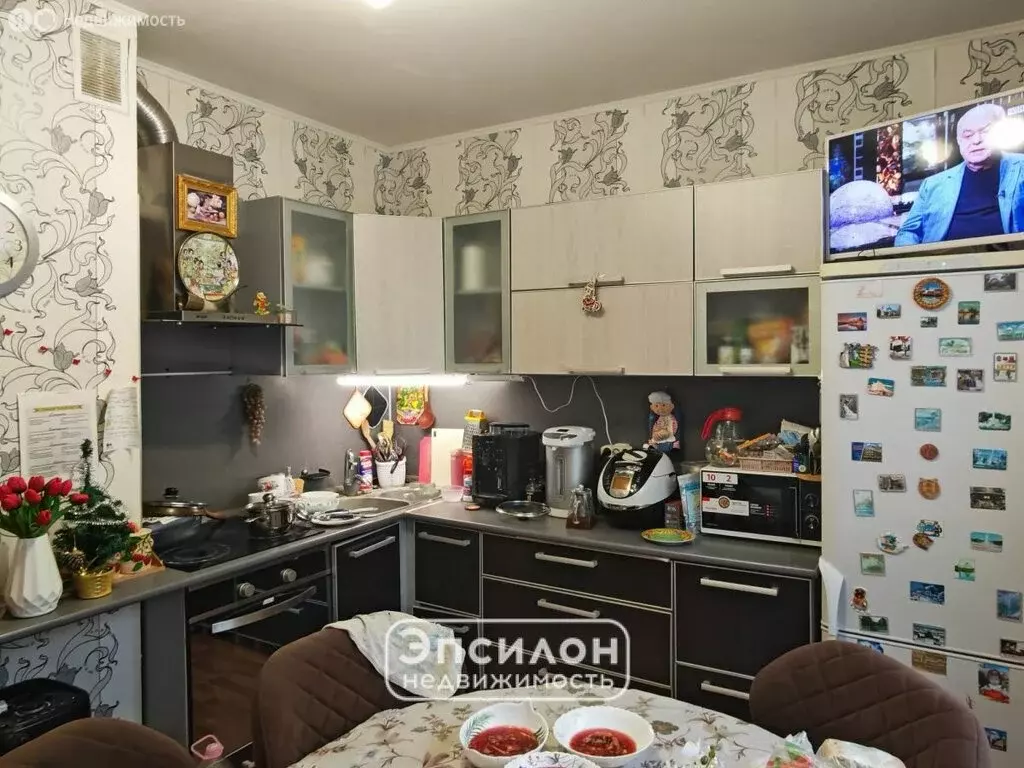 3-комнатная квартира: Курск, проспект Вячеслава Клыкова, 38 (78.7 м) - Фото 2