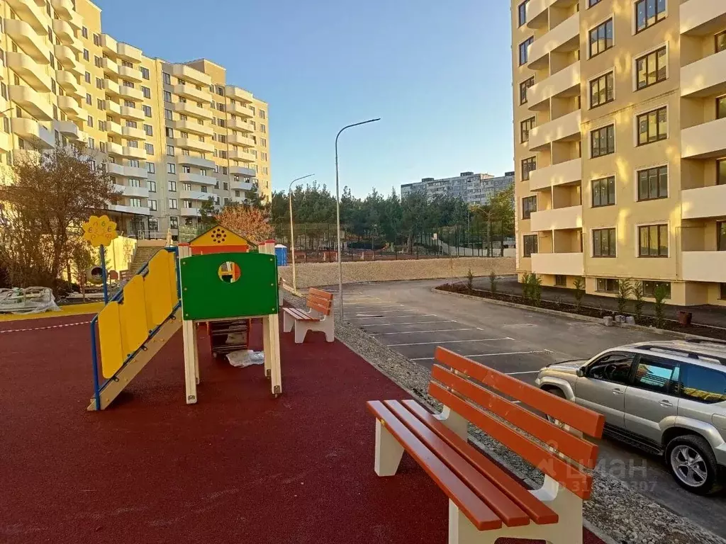 2-к кв. Краснодарский край, Геленджик ул. Маршала Жукова, 2к1 (76.89 ... - Фото 1