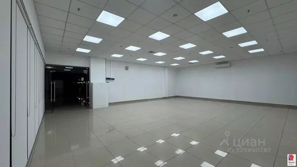 Помещение свободного назначения в Челябинская область, Челябинск ул. ... - Фото 2