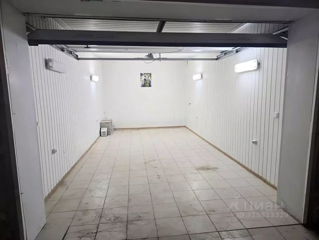 Гараж в Башкортостан, Уфа ул. Кирова, 5 (18 м) - Фото 1