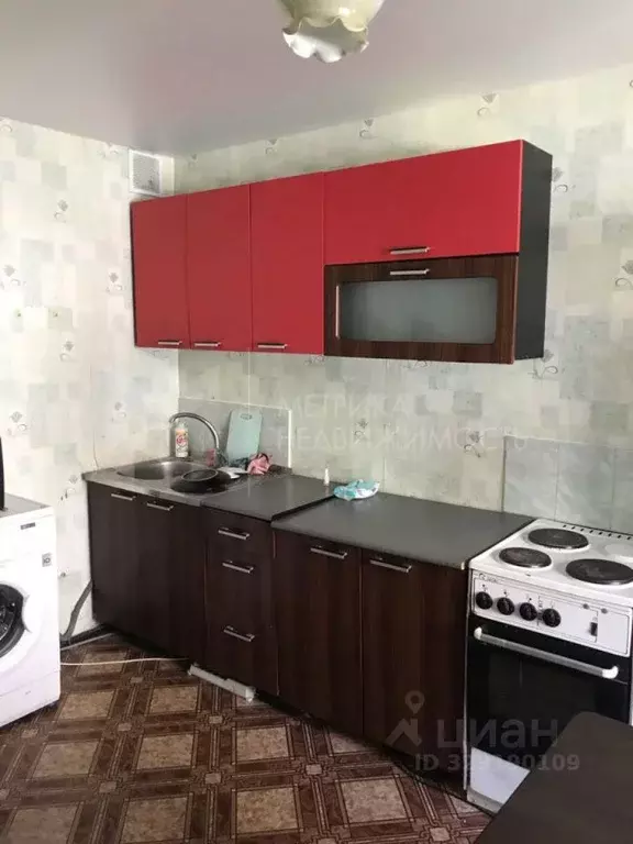 1-к кв. Тюменская область, Тюмень ул. 50 лет Октября, 74 (45.0 м) - Фото 1