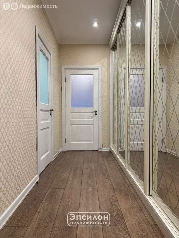 4-комнатная квартира: Курск, улица Челюскинцев, 9 (161.3 м) - Фото 2